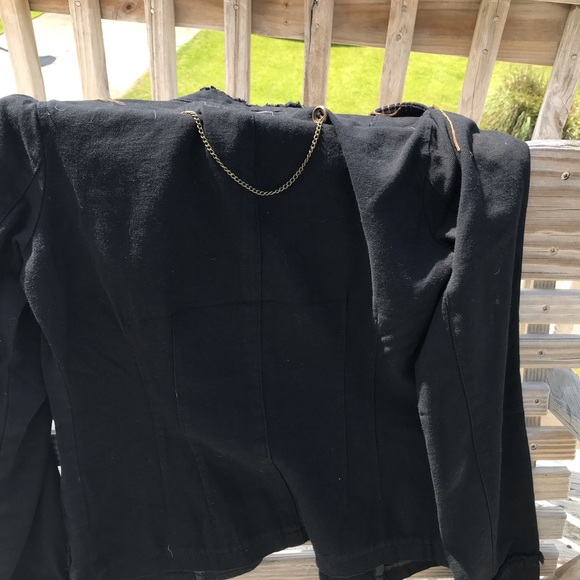 Love Stitch seen with Love jacket - Picture 3 of 8